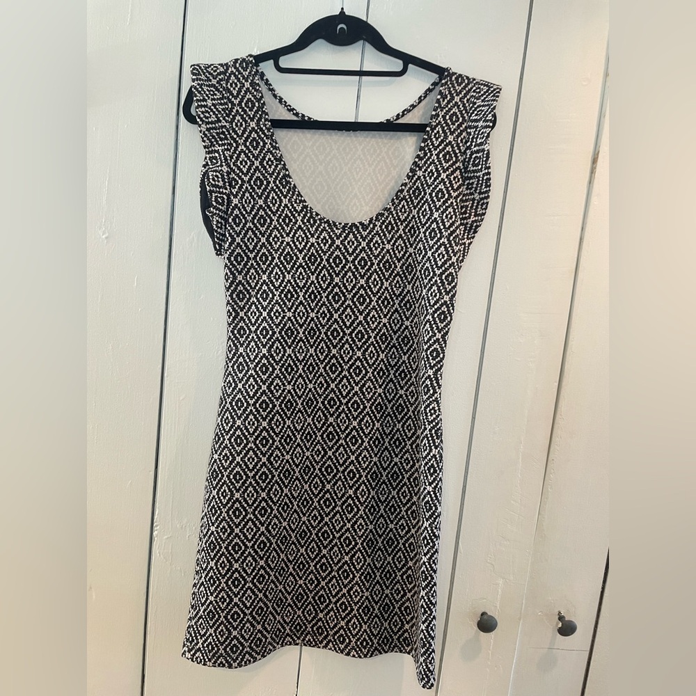 Black and White Patterned Women's Dress